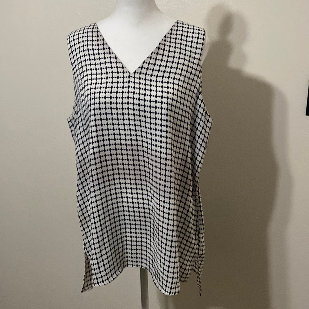 Sleeveless tank size M by Pleione from Nordstrom’s